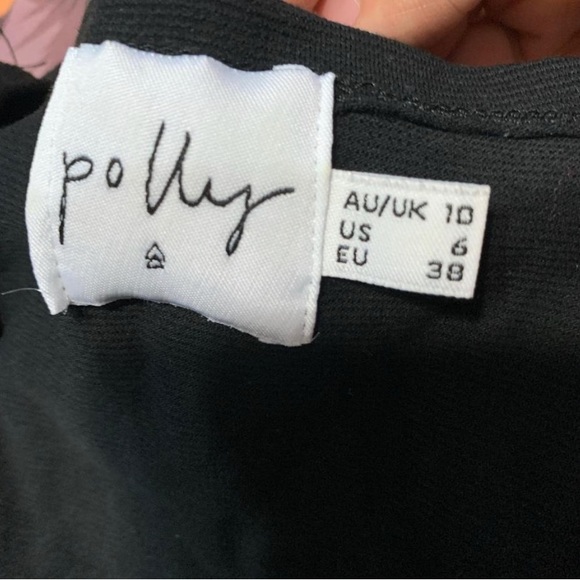 Princess Polly Deep V neck Crop Top - Picture 3 of 4